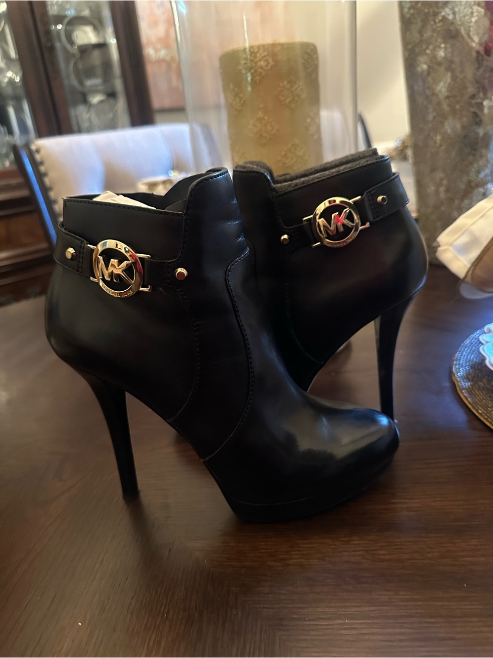 Slightly Worn Size 8 MK Black Leather Stiletto AnkleBoots with MK Emblem